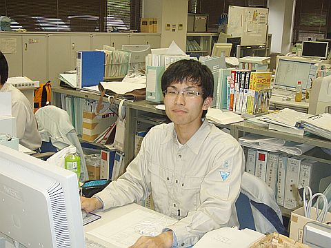 正面を向いている写真